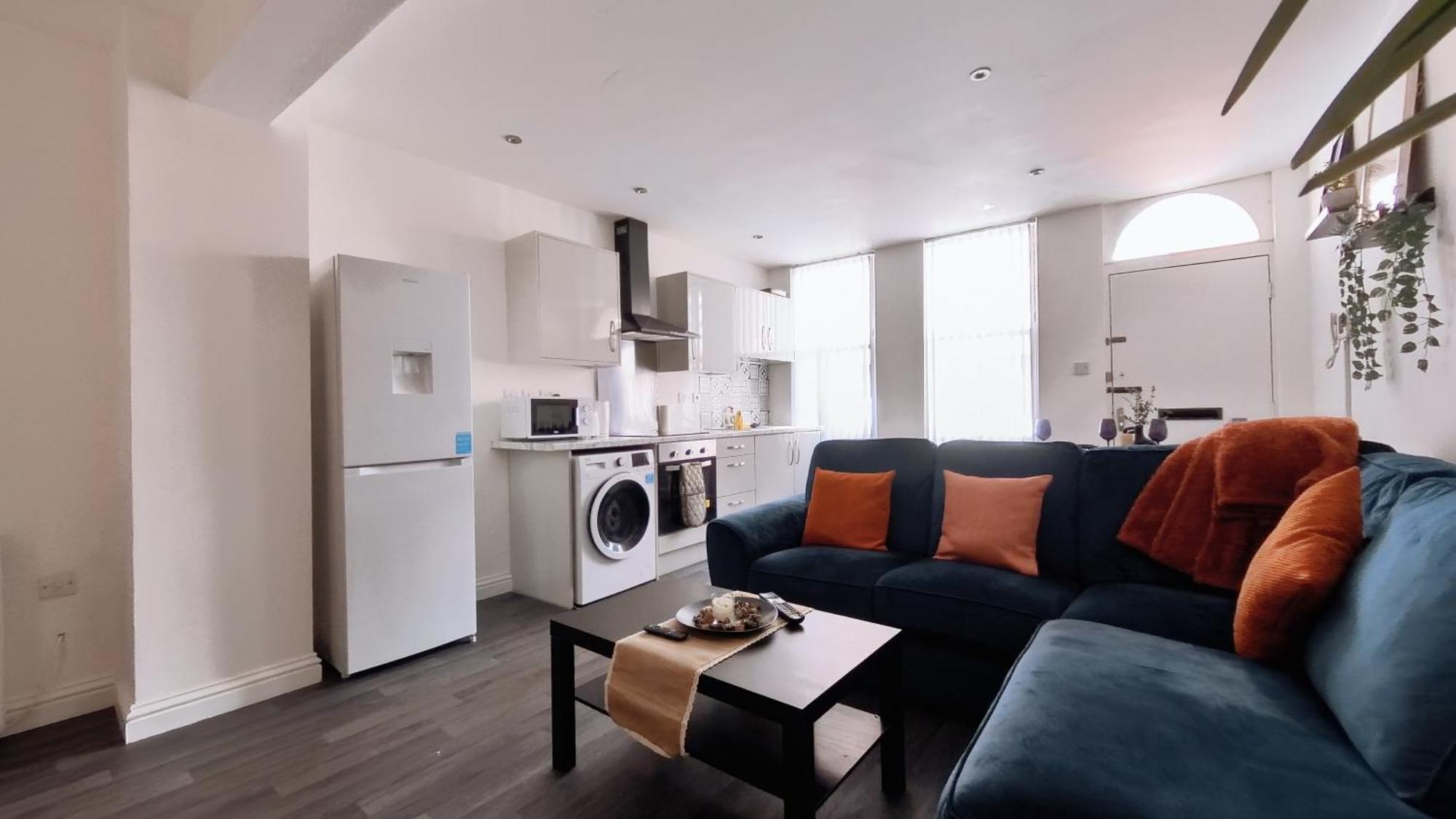 Group Bookings: Up To 30 Guests Across 5 Spacious Flats! Keyless Access Free Wifi & Parking Birmingam Exterior foto