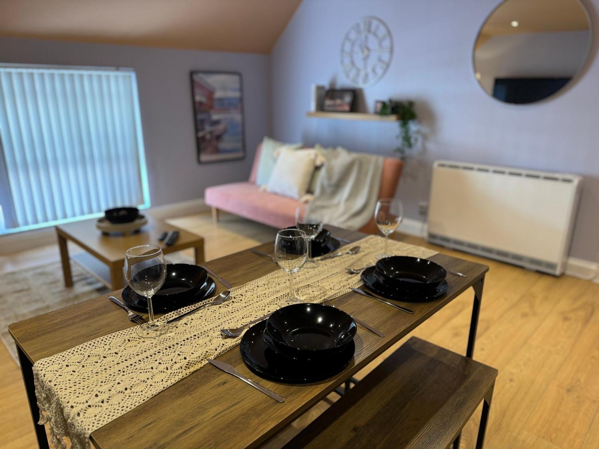 Group Bookings: Up To 30 Guests Across 5 Spacious Flats! Keyless Access Free Wifi & Parking Birmingam Exterior foto